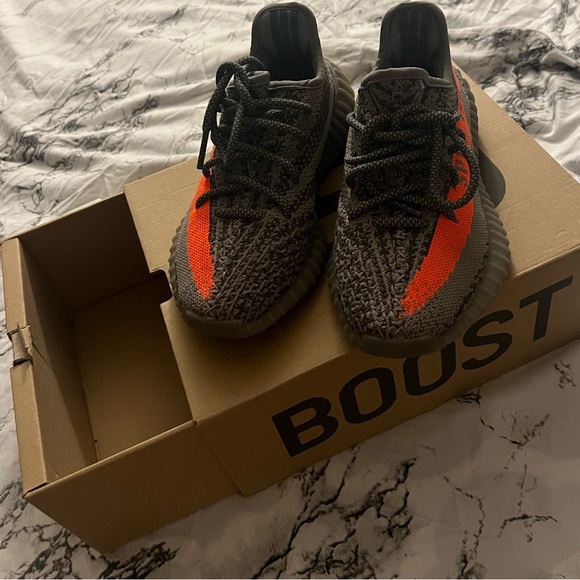 YEEZY BOOST 360 V2 AUTHENTIC!! BOYS SIZE 4.5 WOMEN SIZE 6.5! - Picture 5 of 9